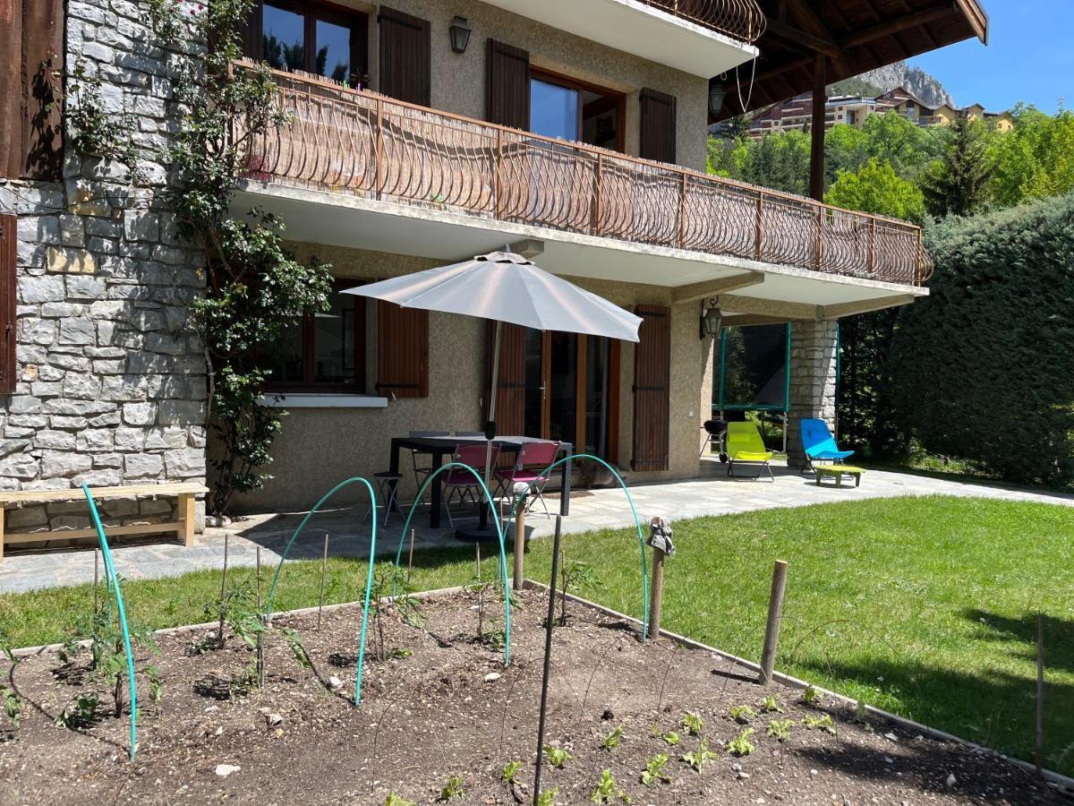 Appartement Rez De Jardin, 2 Chambres/ 4 Personnes, Garage. Briançon Exteriör bild